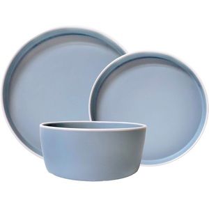 Stoneware dinnerware set